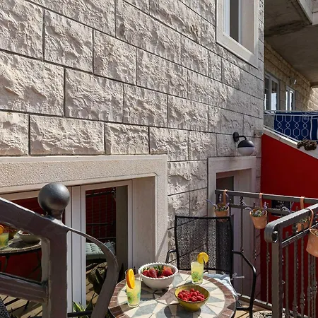 Subrenum Apartment *